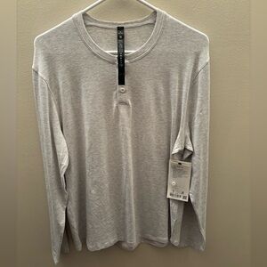 Lululemon 5 Year Basic Henley Size Medium
